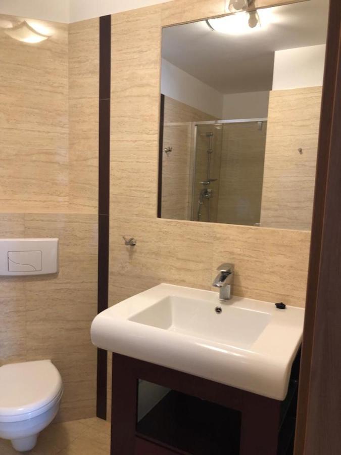 Azzurro Hotell Łukęcin Exteriör bild