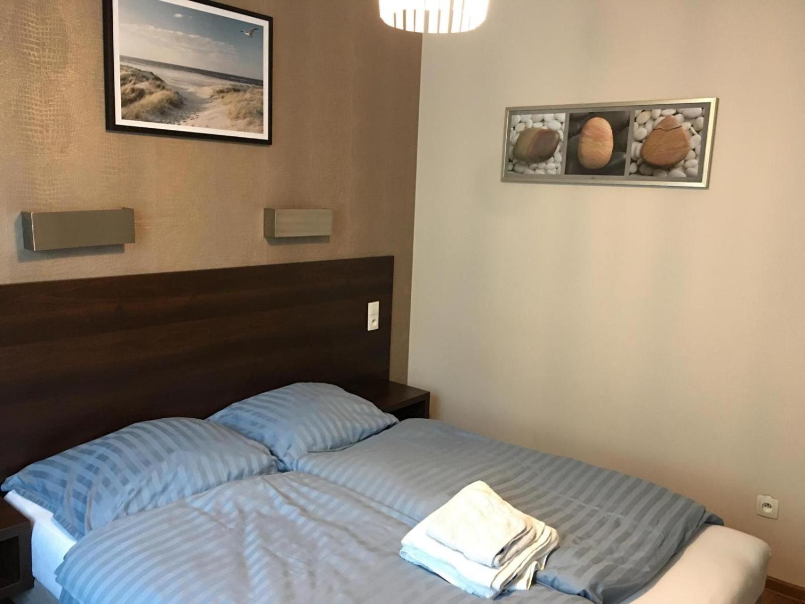 Azzurro Hotell Łukęcin Exteriör bild